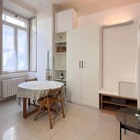 Porta Romana District 2 Appartamento *