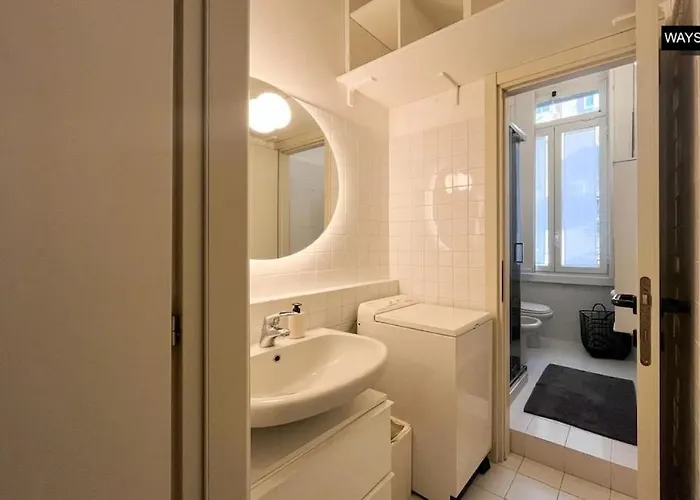 Porta Romana District 2 Apartment *